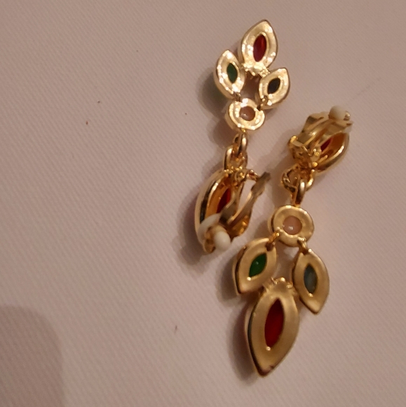 Multicolored gold tone clip on earrings - Picture 10 of 13